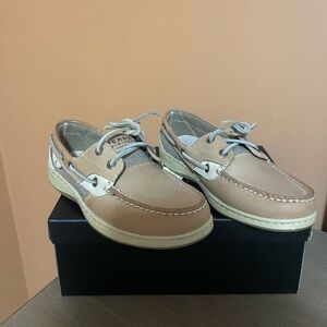 Sperry Top Sider - Size 6